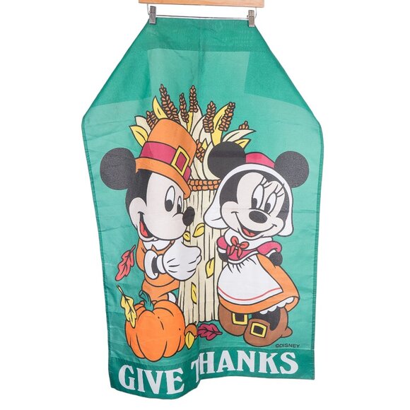 Disney Green Thanksgiving Towel with Mickey and Minnie - Picture 6 of 6
